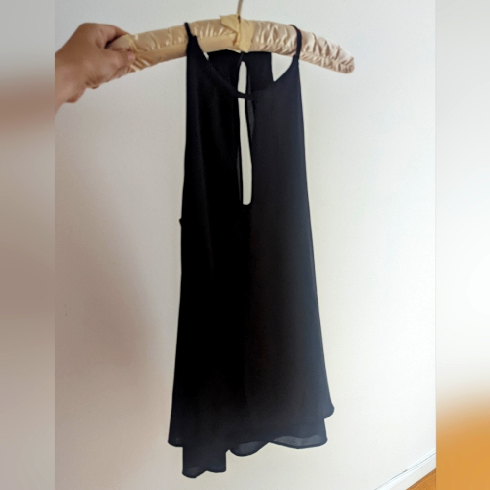 BR black halter tunic top - small